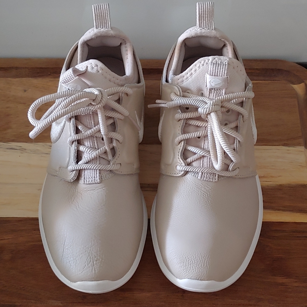 NikeLab Roshe Two LUX